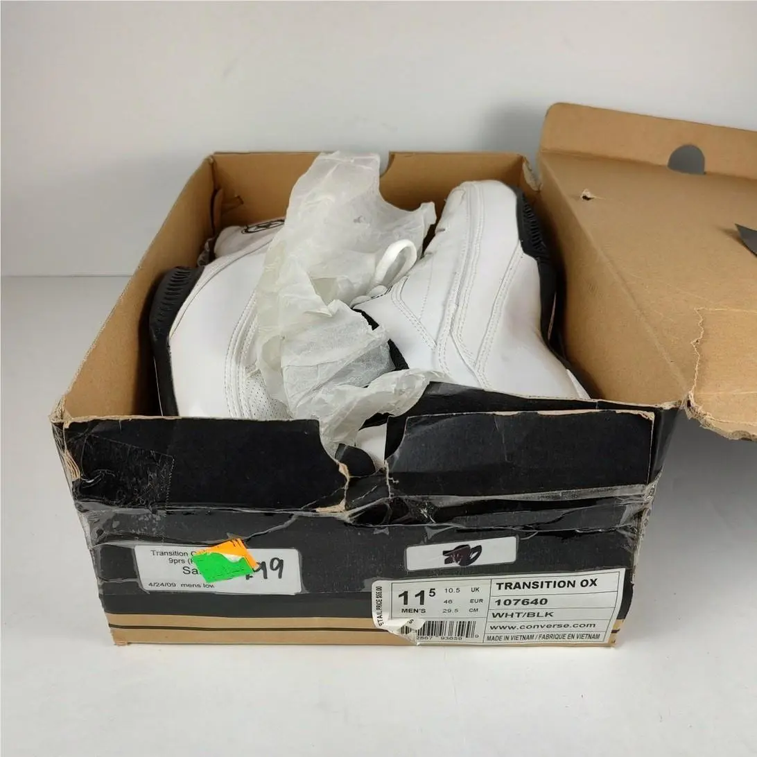 Converse shoes - White 7