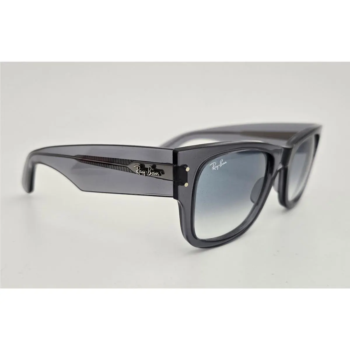 Ray Ban Sunglasses RB 0840S Color 6846/3F Grey Size 51 Square