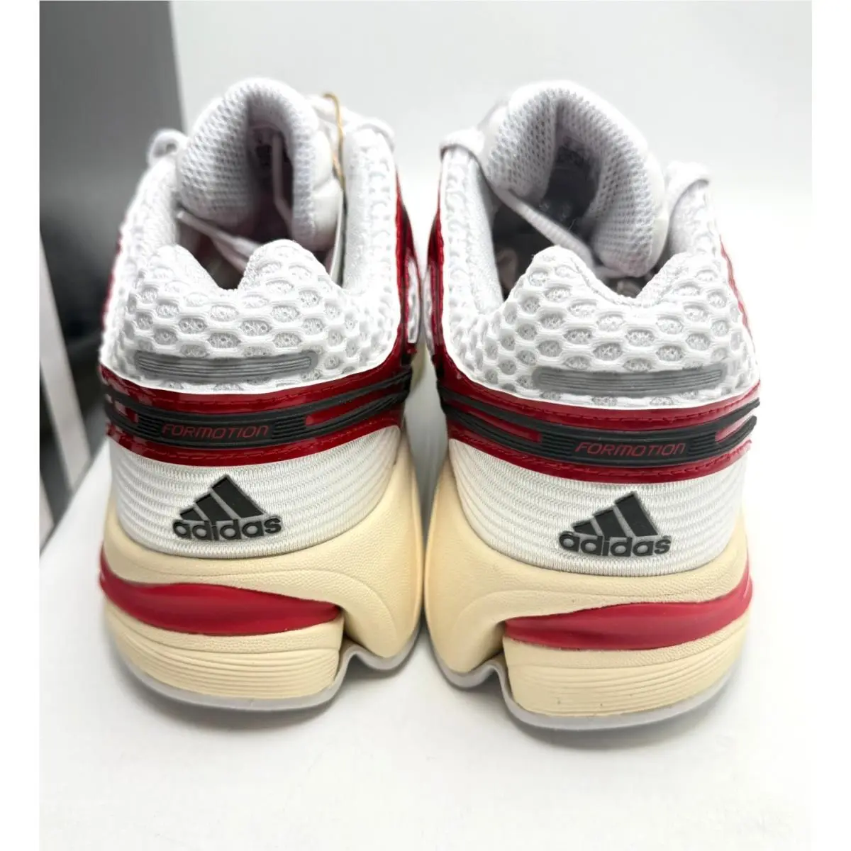 Adidas shoes - Adistar Control 5 - Adistar Control - KI8600 - Cloud White/Better Scarlet/Dash Grey 3