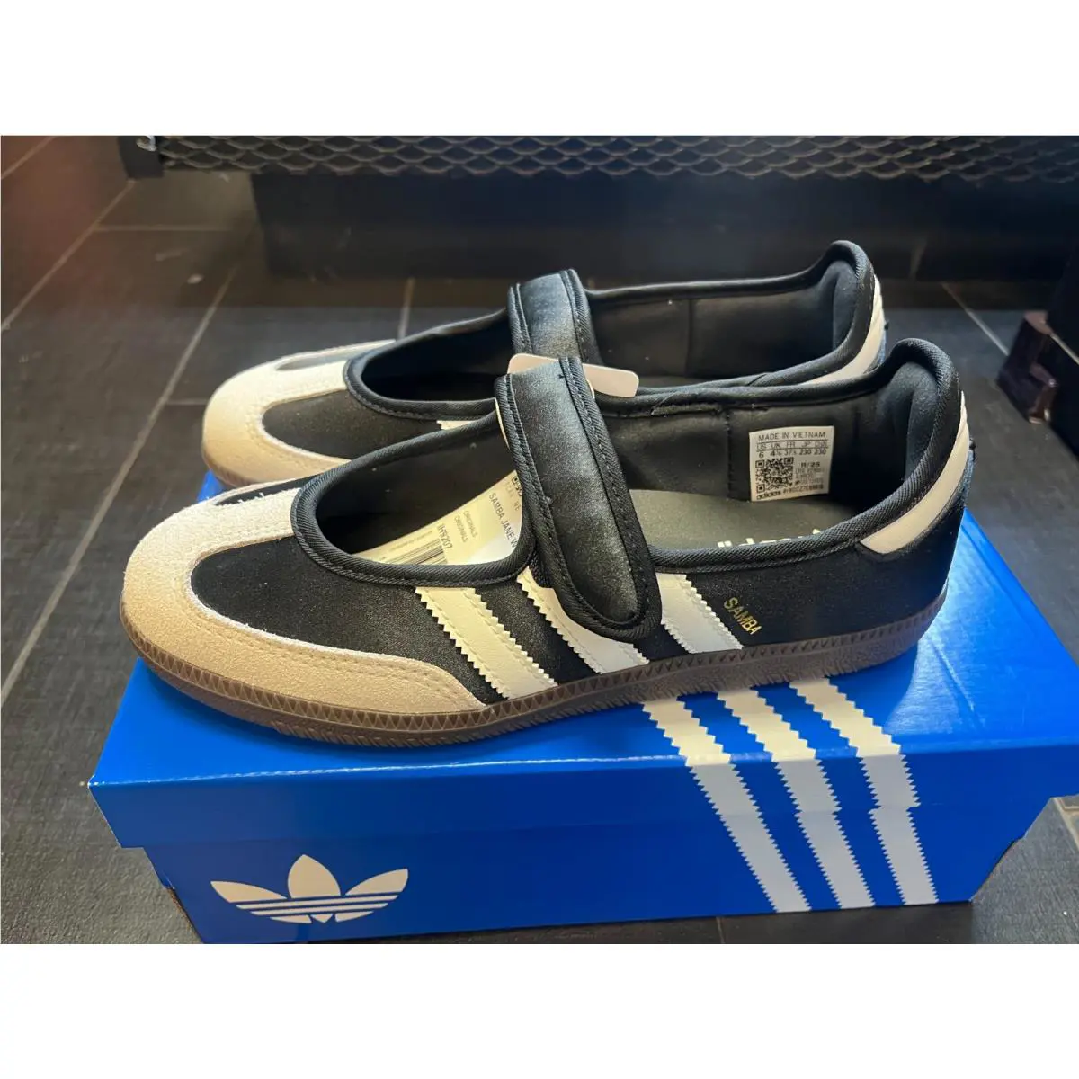 Adidas shoes - Black 0