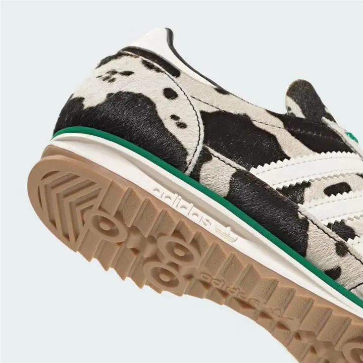 Adidas shoes - adidas Originals - Originals - JR1639 - White 2