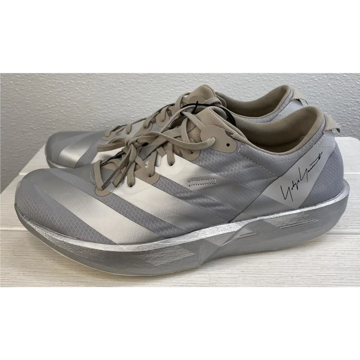 Adidas shoes - Silver (UPC: 198322575303) 2
