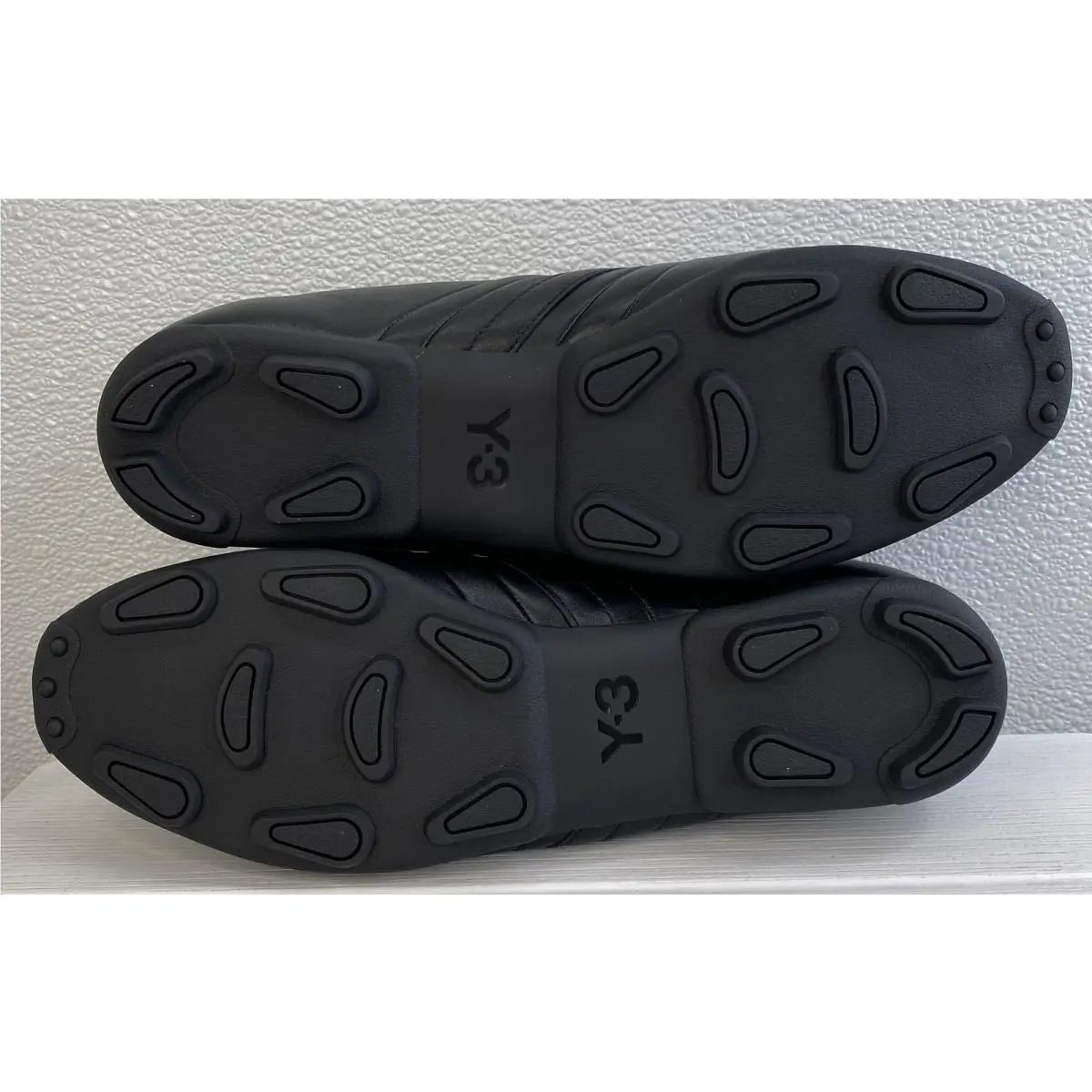 Adidas shoes - Black (UPC: 198322530630) 4