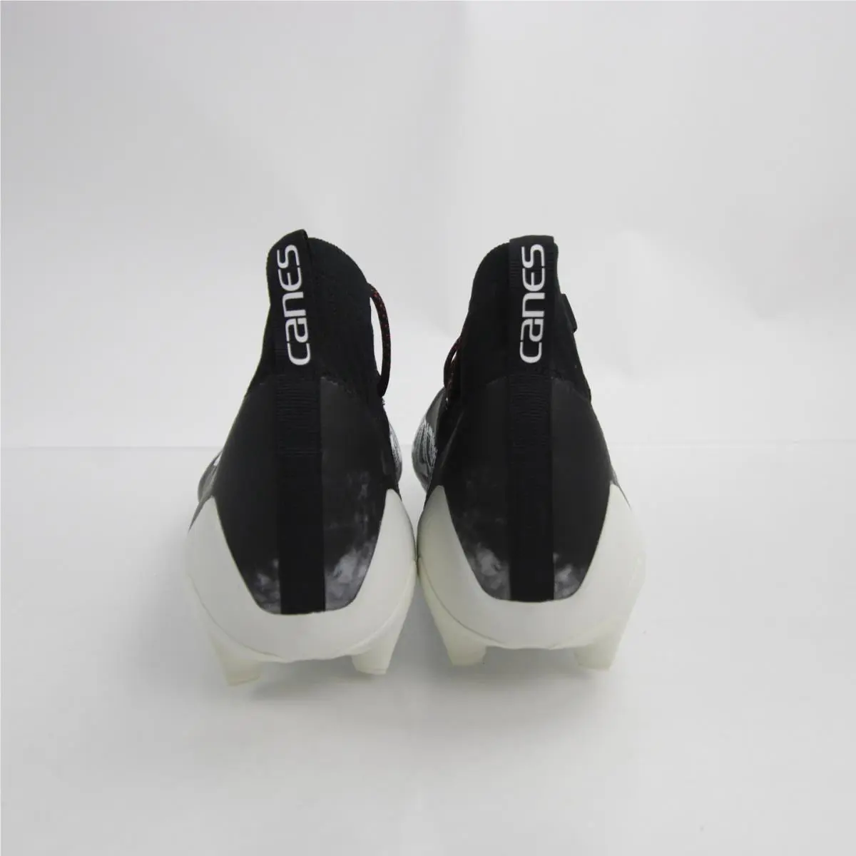Adidas clothing - White (UPC: 0191028637375) 0