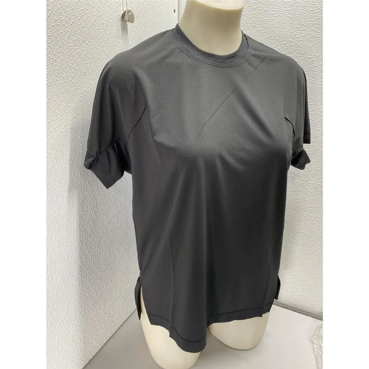 Adidas clothing - Black (UPC: 198325184908) 0