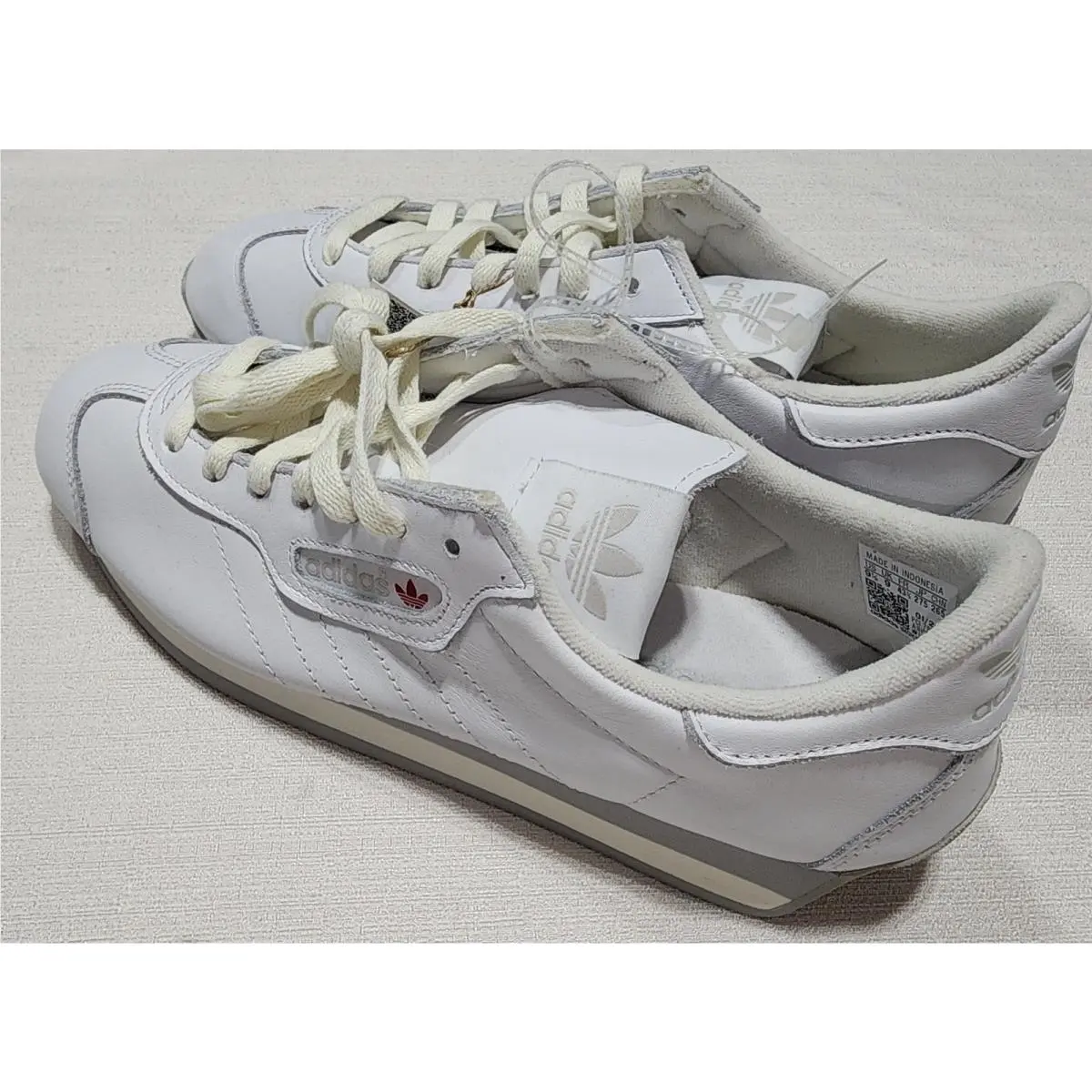 Adidas shoes - White 0