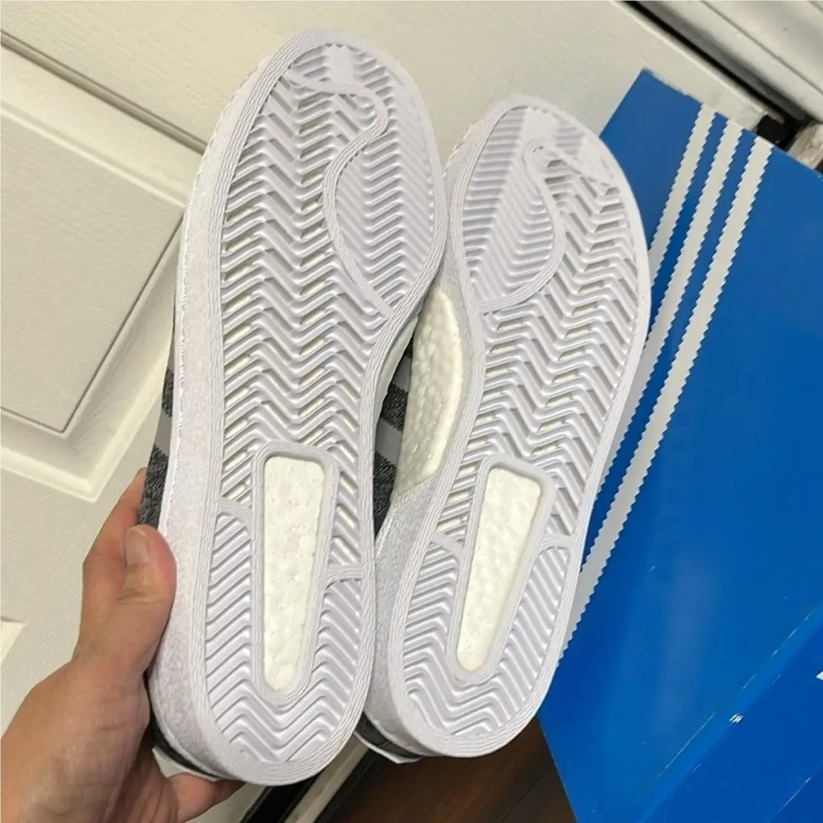 Adidas shoes - White 5