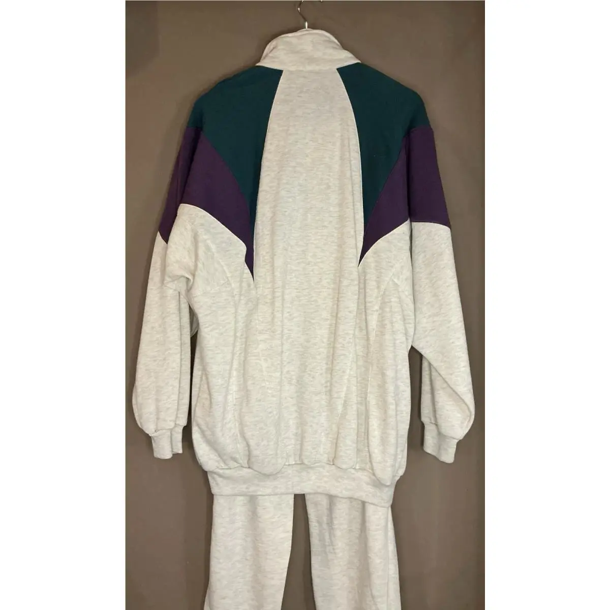 Adidas clothing - Beige 8