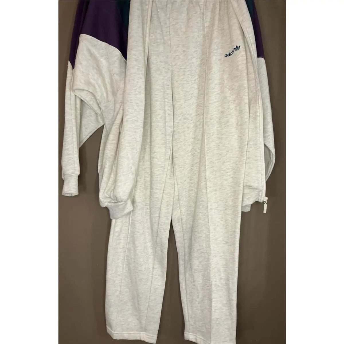 Adidas clothing - Beige 6