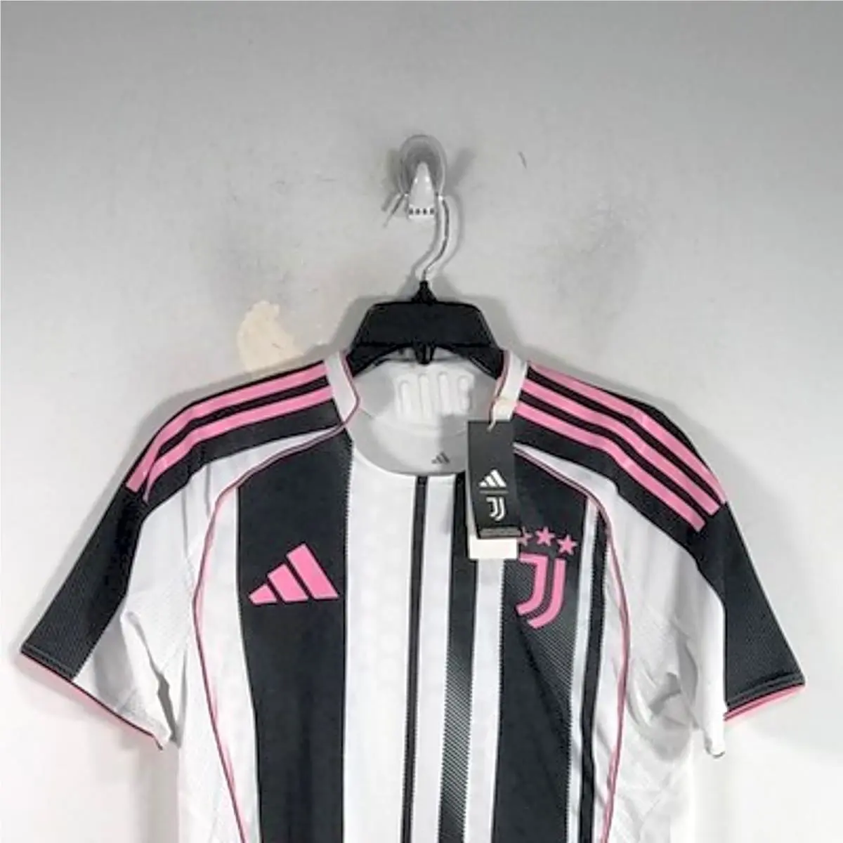 Adidas clothing - Juventus 2025/26 Home Stadium Jersey - Multicolor 3