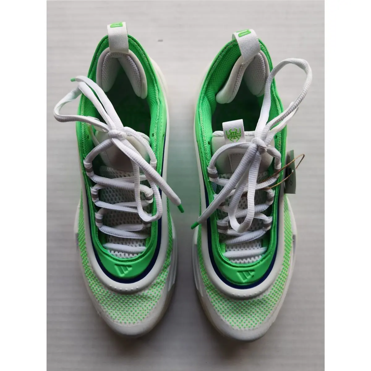 Adidas shoes - White & Neon Green 0