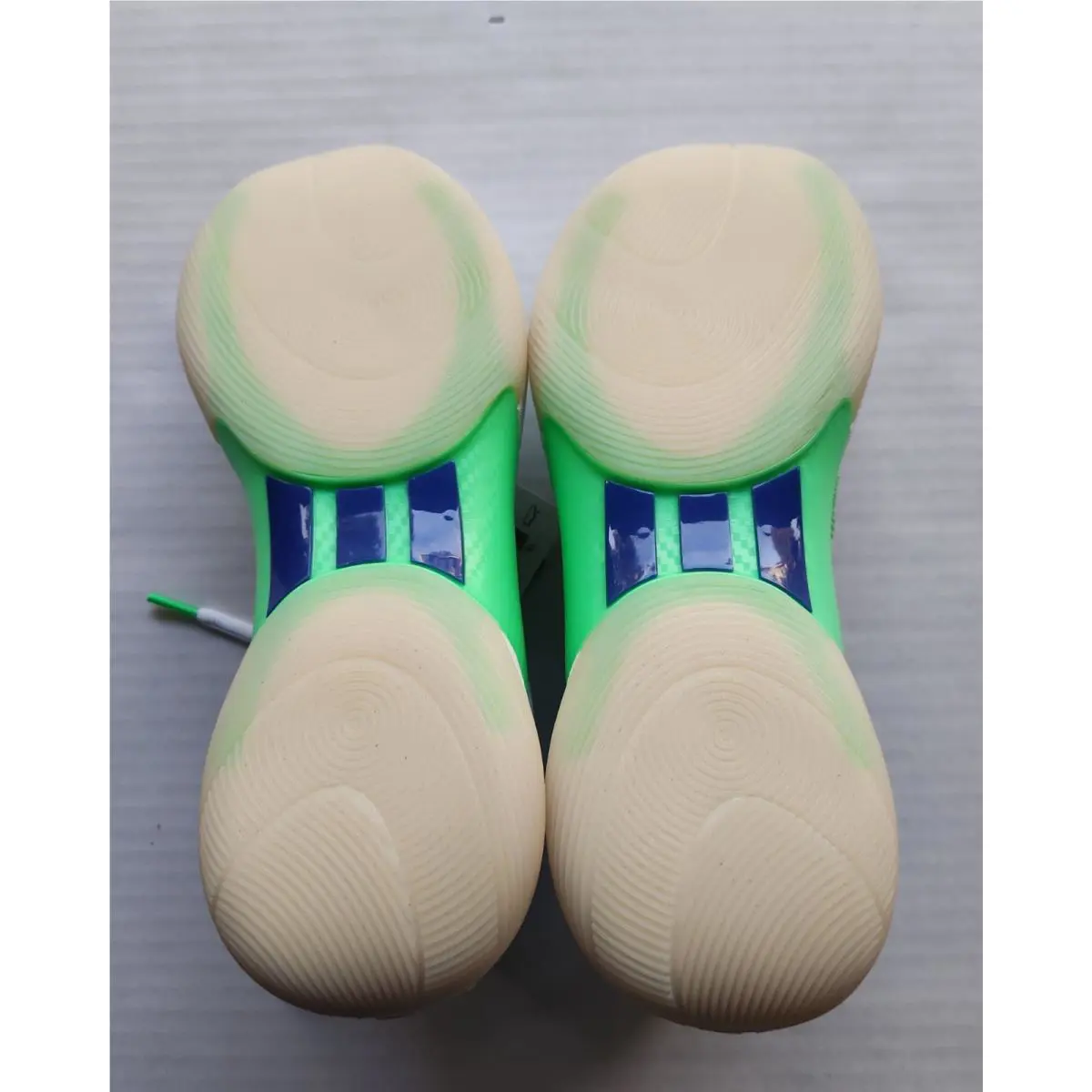 Adidas shoes - White & Neon Green 15