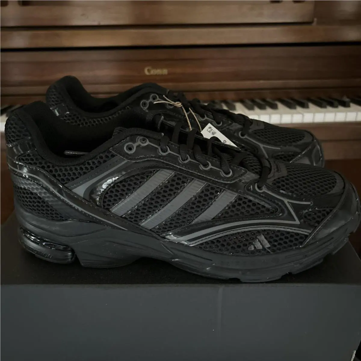 Adidas shoes - adidas Spiritain 2000 - Spiritain - 6822 - Black 1