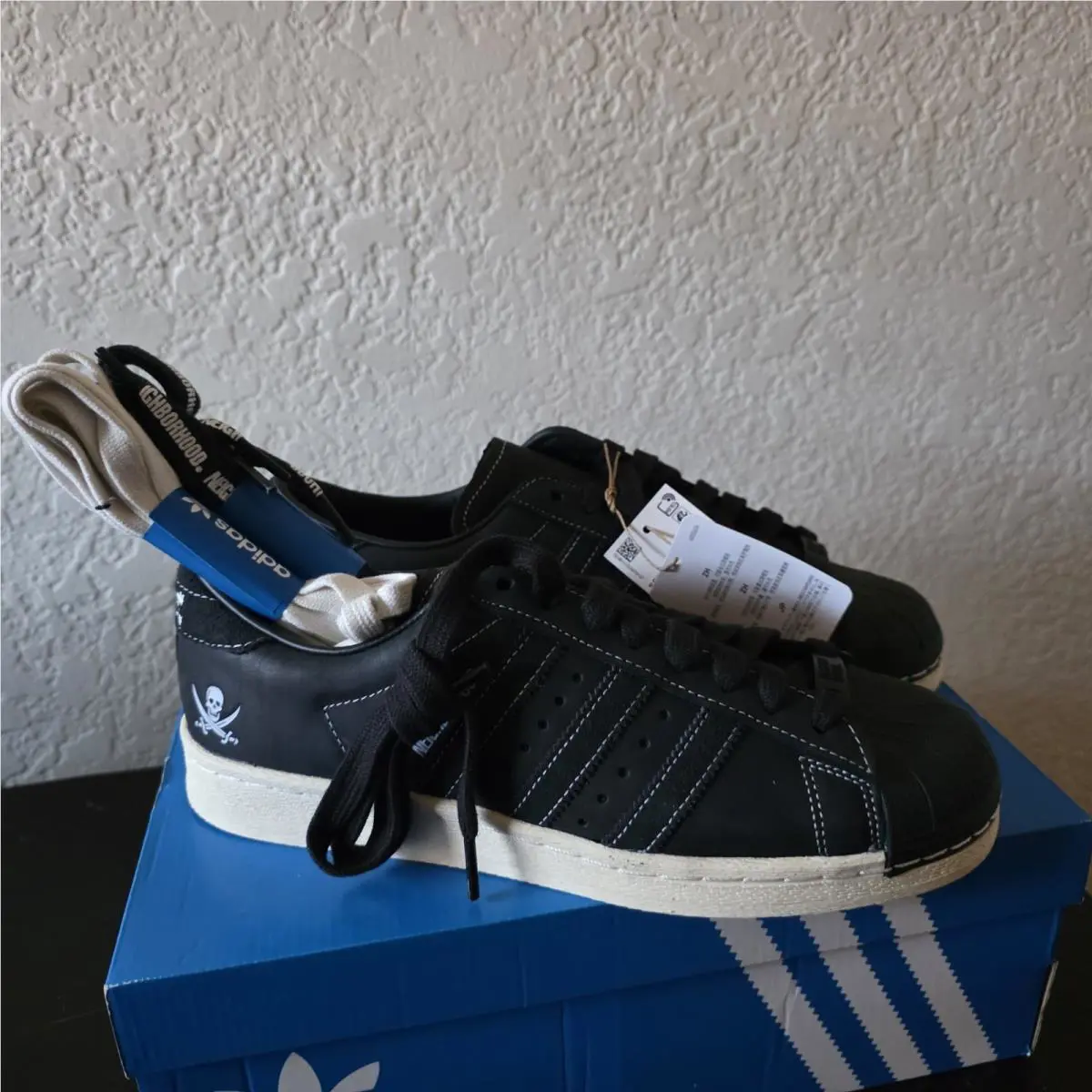 Adidas Superstar Neighborhood 30th Anniversary Sstr sz 8.5
