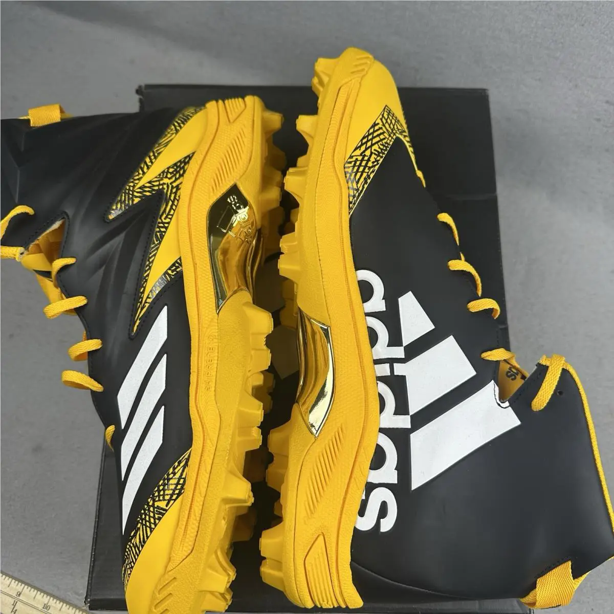Adidas shoes - adidas SM Freak - Freak - CG5033 - Black 6