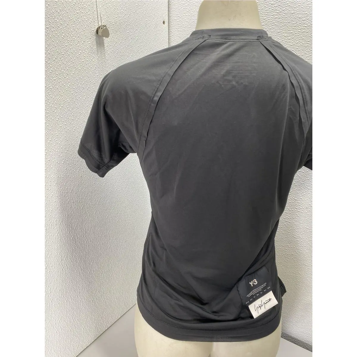 Adidas clothing - Black (UPC: 198325184892) 5