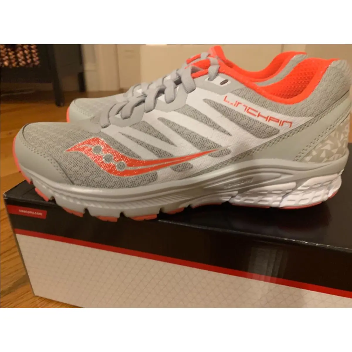 Saucony shoes - Grey/coral 8