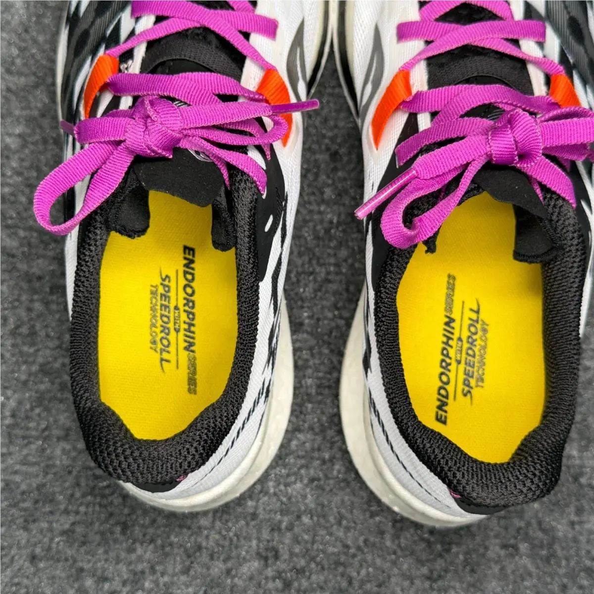 Saucony shoes - S1068740 - S10687-40 - White 8