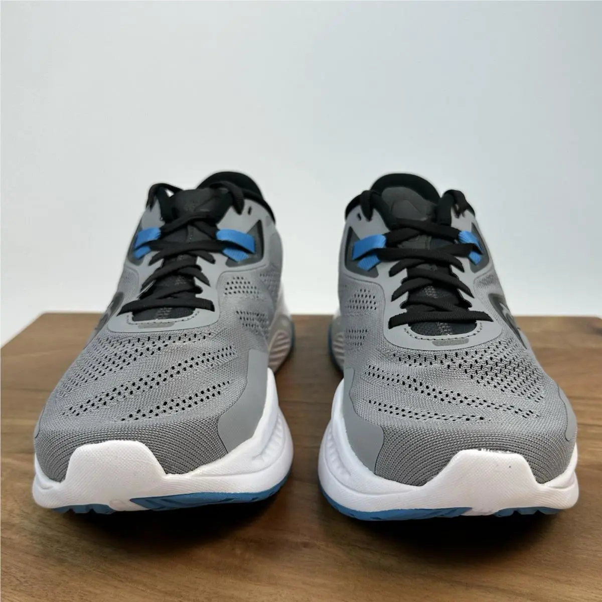 Saucony shoes - Guide 15 - Guide - Gray 1