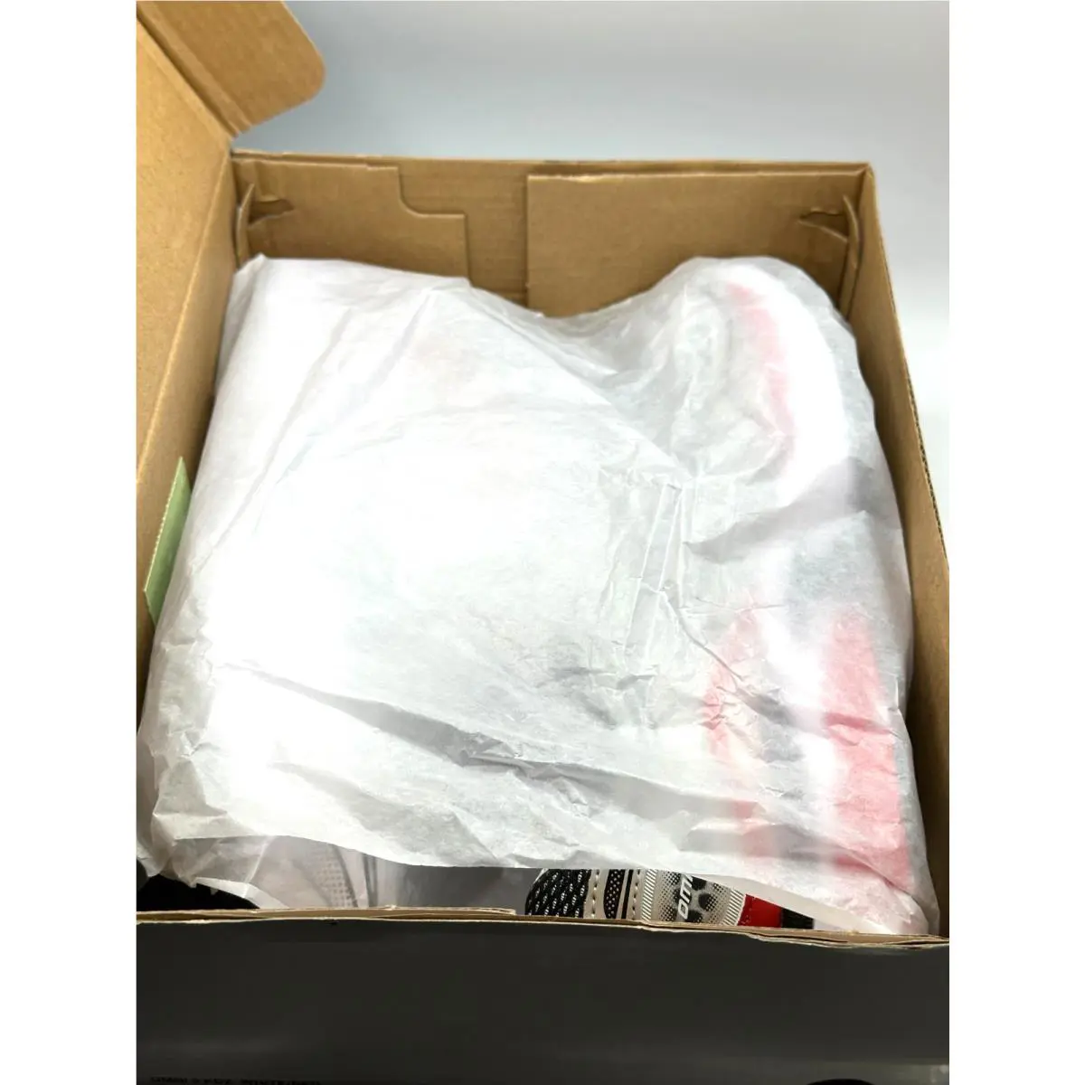 Saucony shoes - Omni 9 KDZ - Omni KDZ - White / Red (UPC: 196562955862) 4