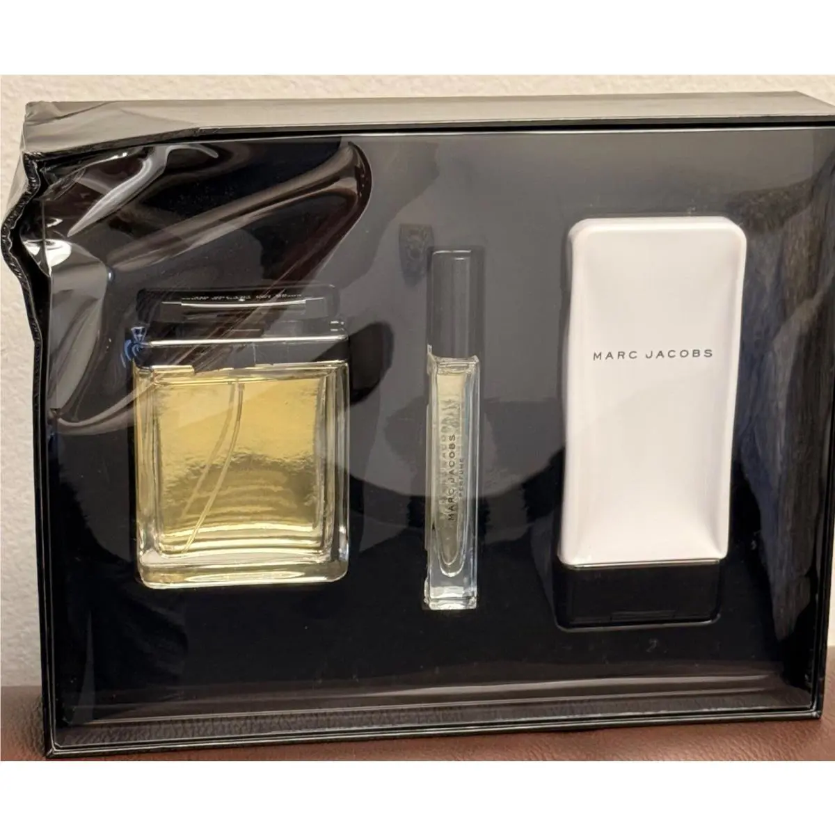 Marc Jacobs Classic Perfume Edp 100 ML / 3.4 OZ Spray 3 PC Gift Set