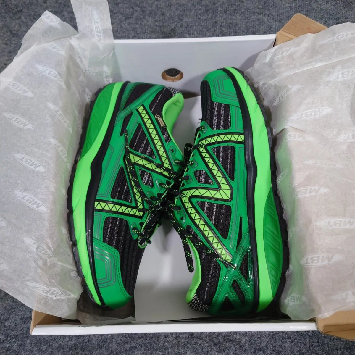 MBT shoes - Gore-Tex Trail Shoes - Trail Shoes - 700748-297T - Green 12