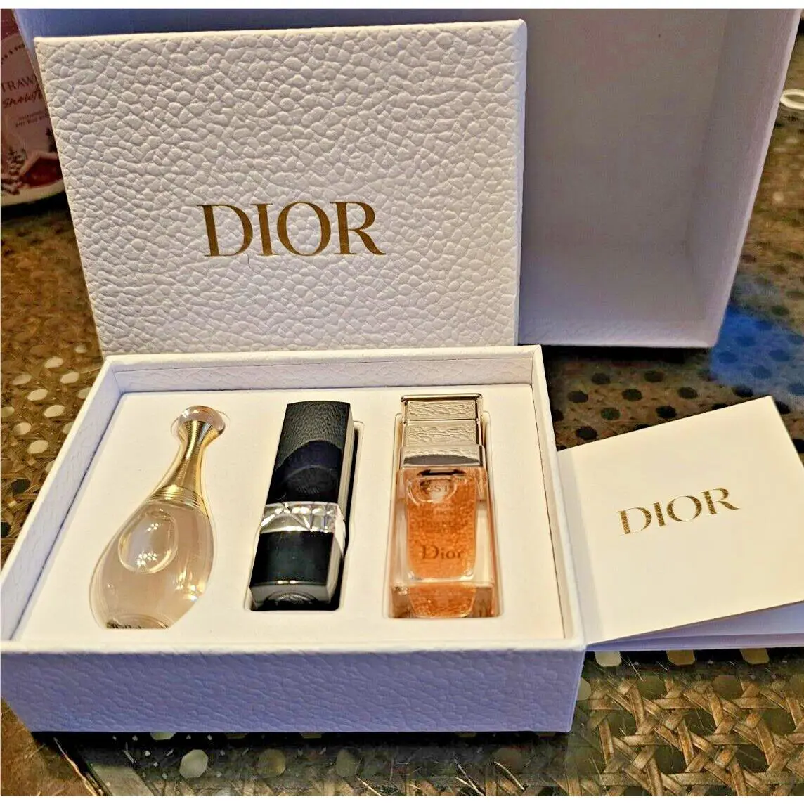 Dior Vip 3 Pc Gift Set Rouge 999 / Prestige Serum / J`adore Parfum