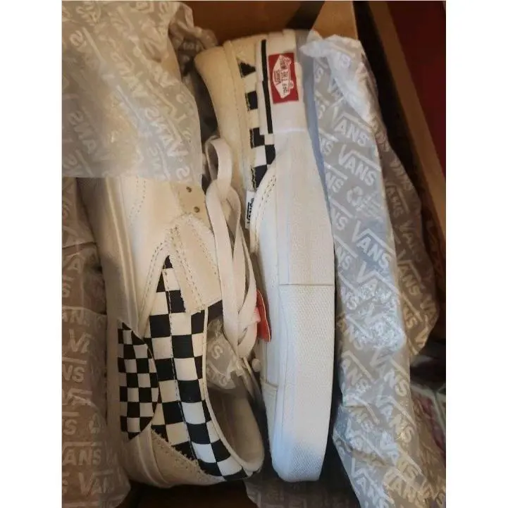 Vans shoes - UA - VN0A3WM527I - White 8