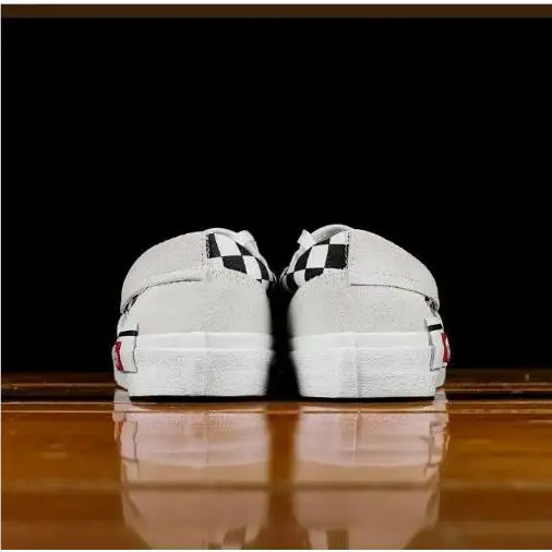 Vans shoes - UA - VN0A3WM527I - White 17