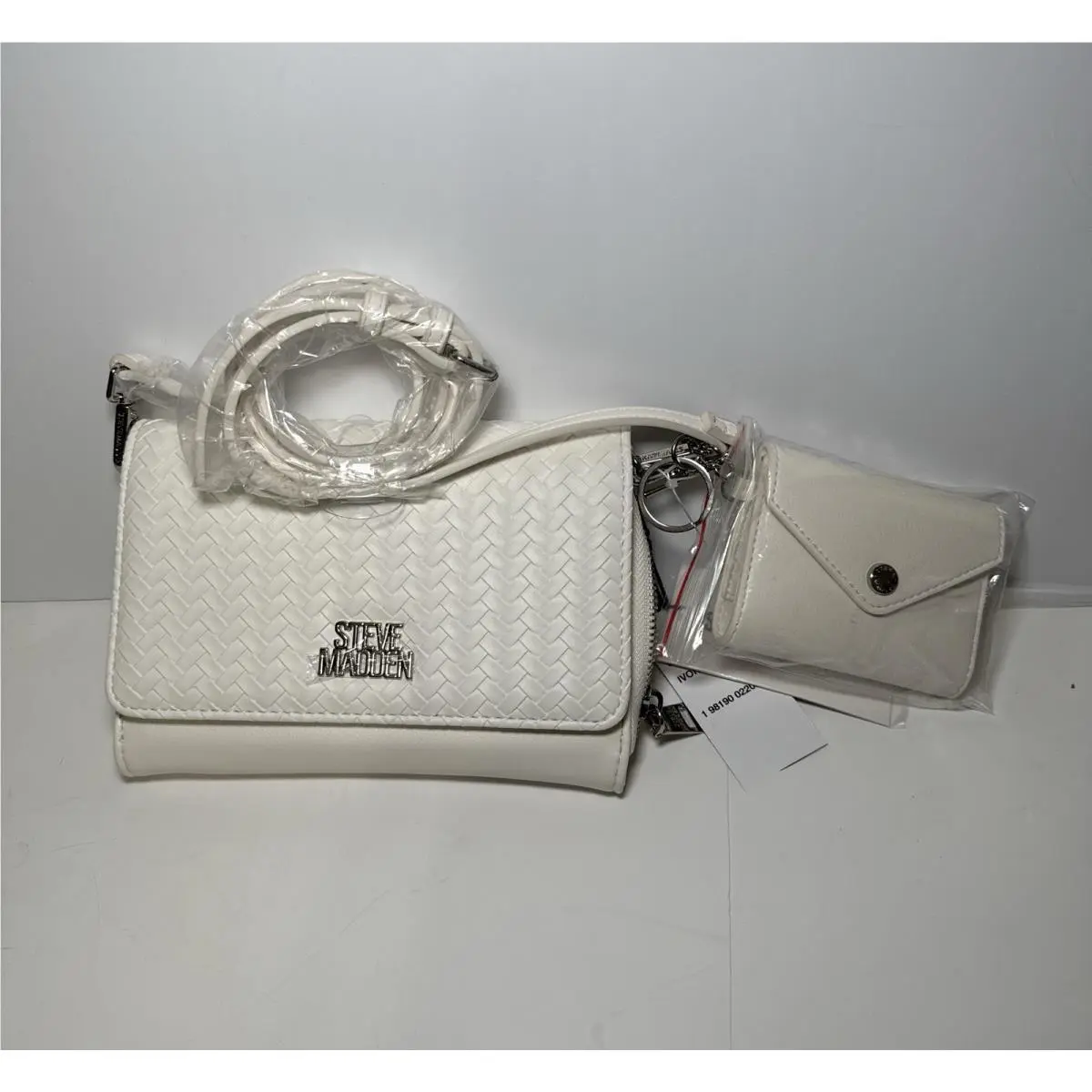 Steve Madden White Woven Crossbody Wallet Bag 2-in-1 Pouch Strap