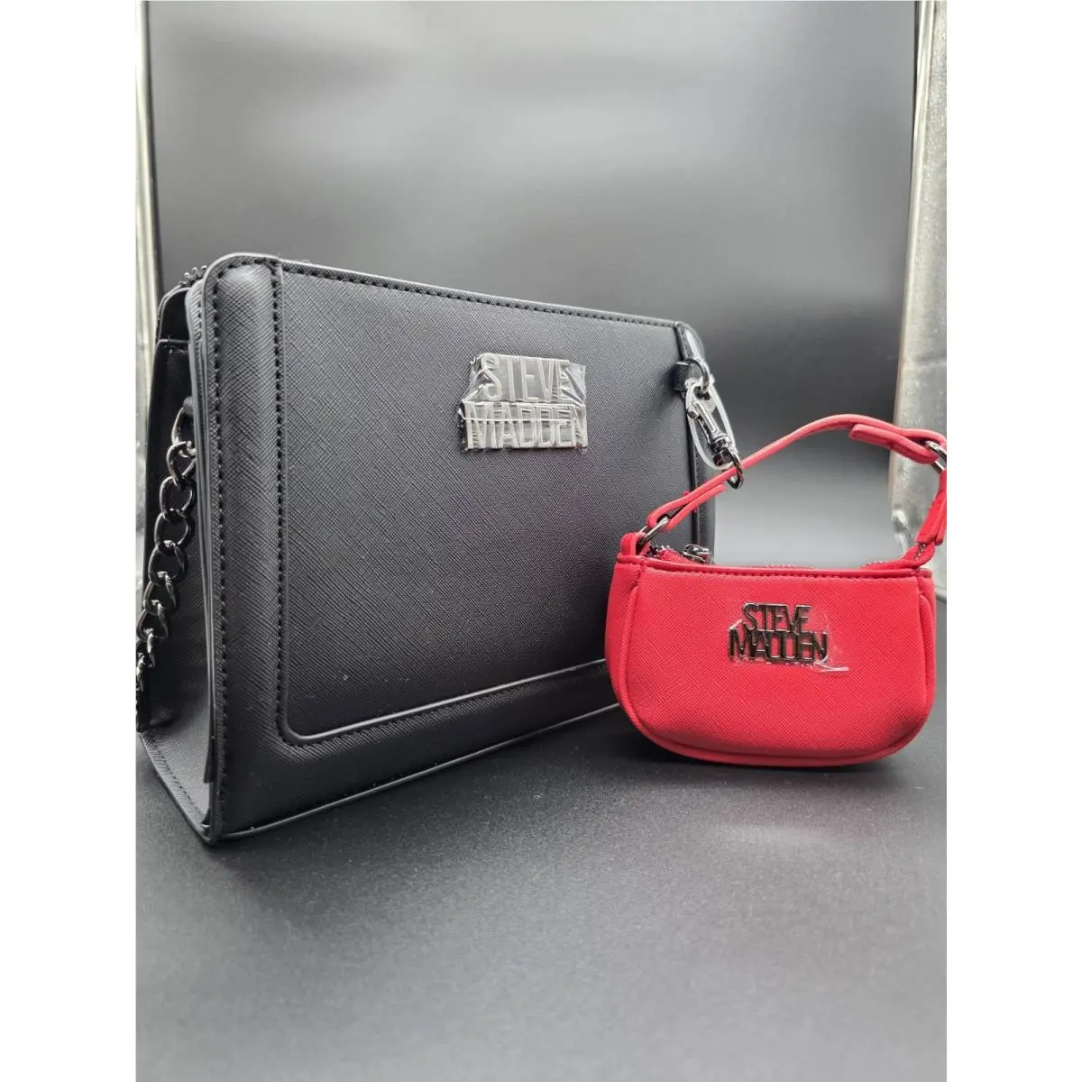 Steve Madden Black Crossbody Bag Detachable Strap Red Pouch Logo Zipper