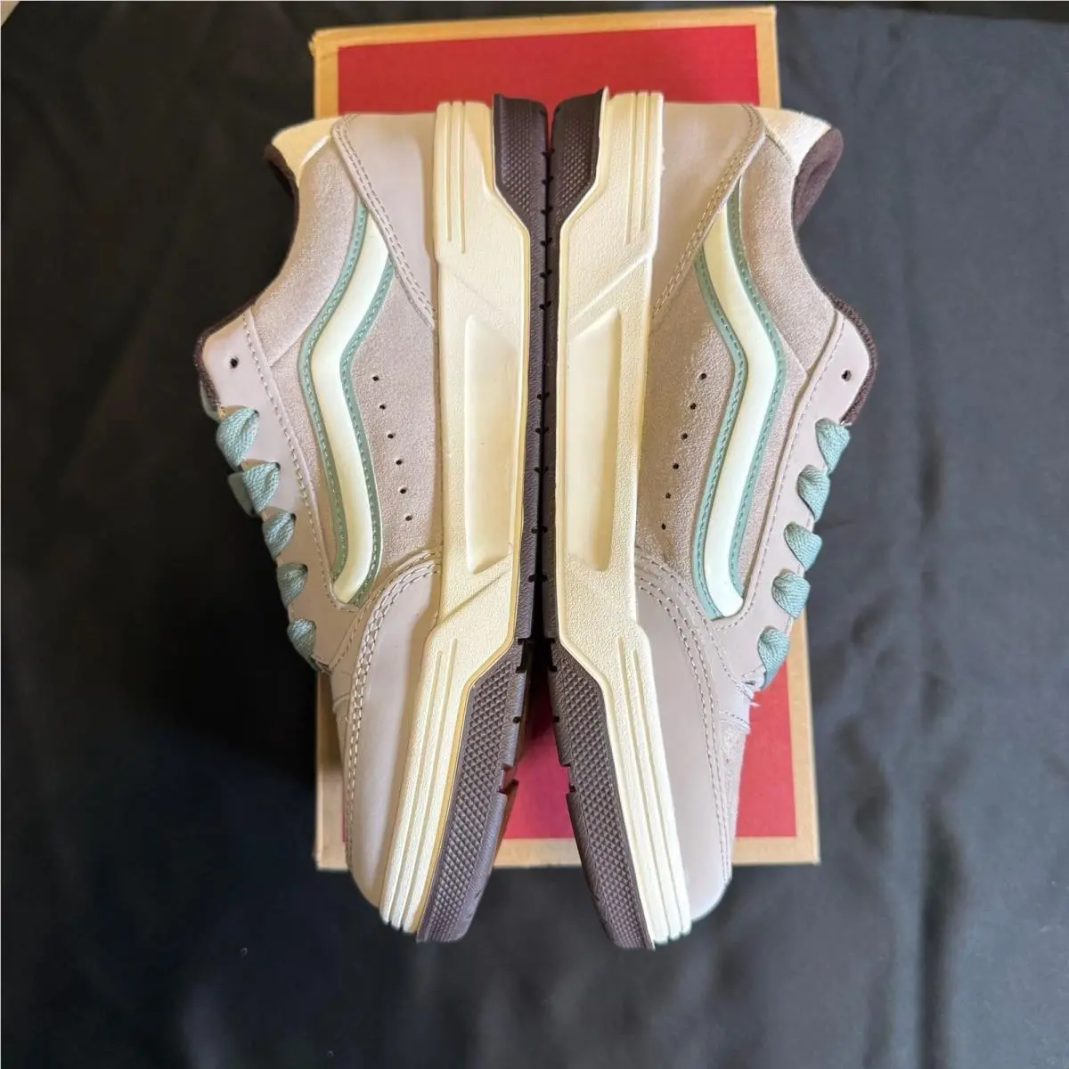 Vans shoes - Hylane Atmosphere - Hylane Atmosphere - VN000D1JHCZ - Gray 3