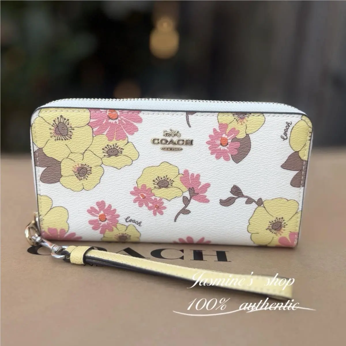 Coach Long Zip Around Wallet with Floral Cluster Print CI798