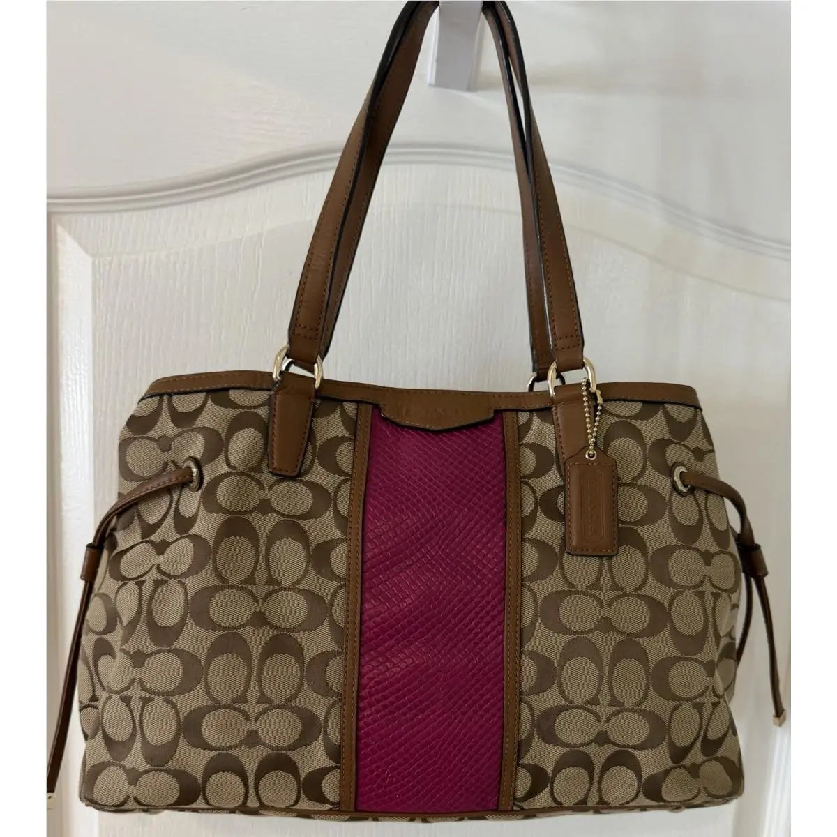 Coach F29863 Signature Carrie Tote Bag Burgundy Stripe Khaki