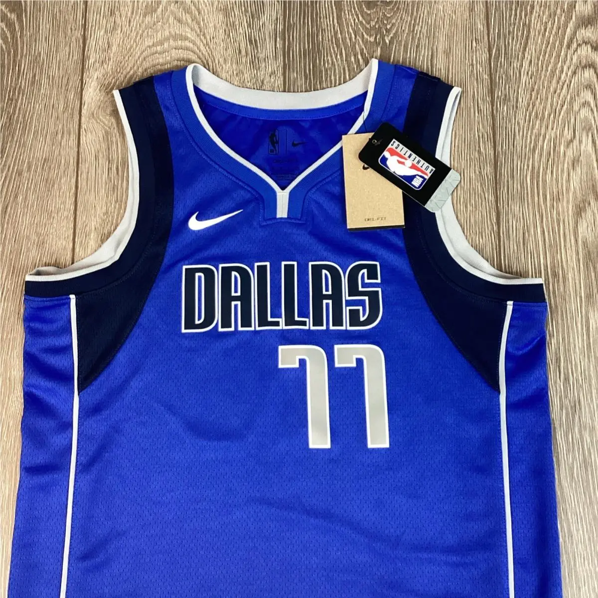 Mens Nike Nba Mavericks `doncic 77` 22/23 Icon Edition Swingman Jersey