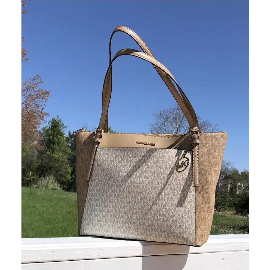 Michael Kors Voyager Camel Multi LG Tote Bag