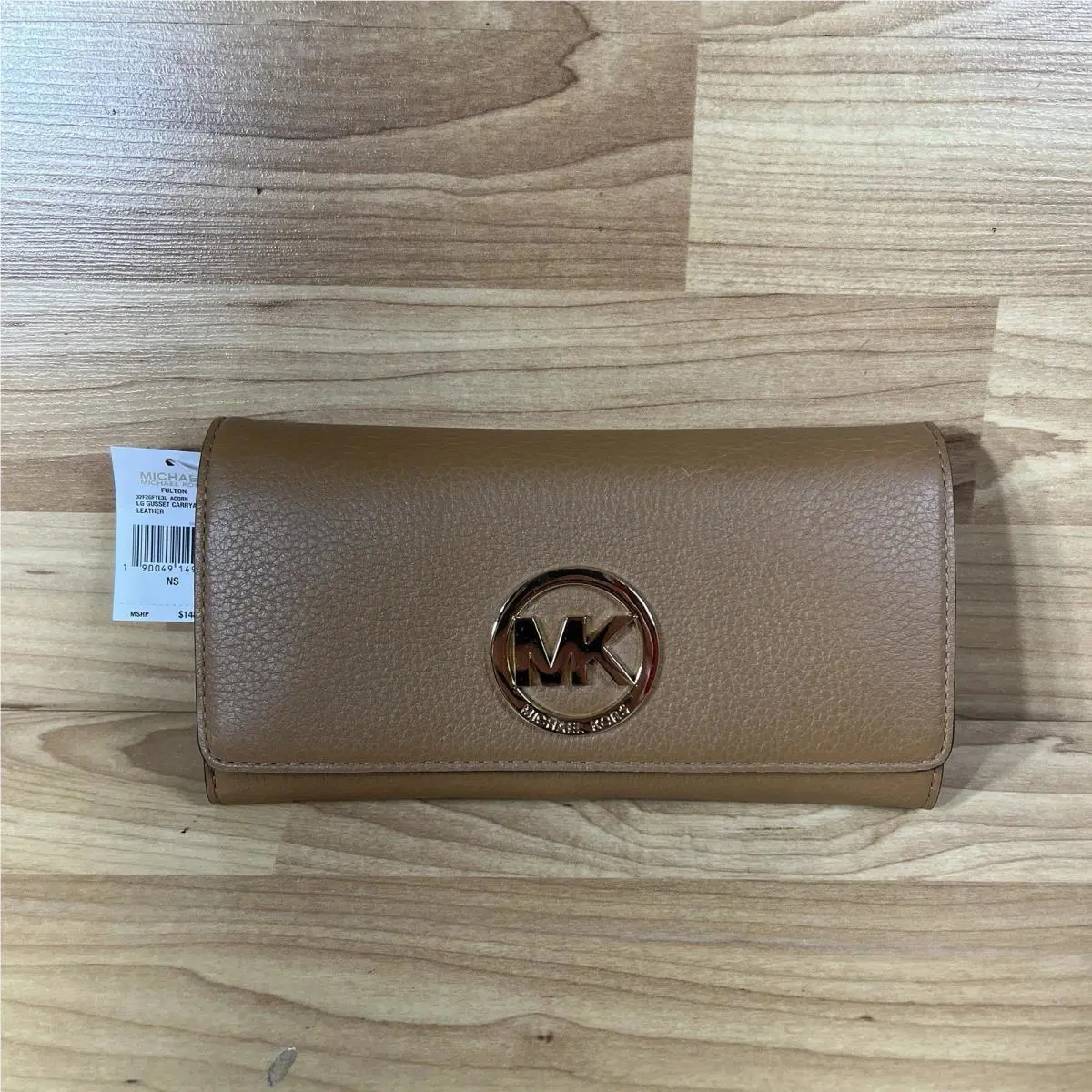 Michael Kors 32F2GFTE3L Fulton Gusset Carryall Acorn Tan Pebbled Leather Wallet