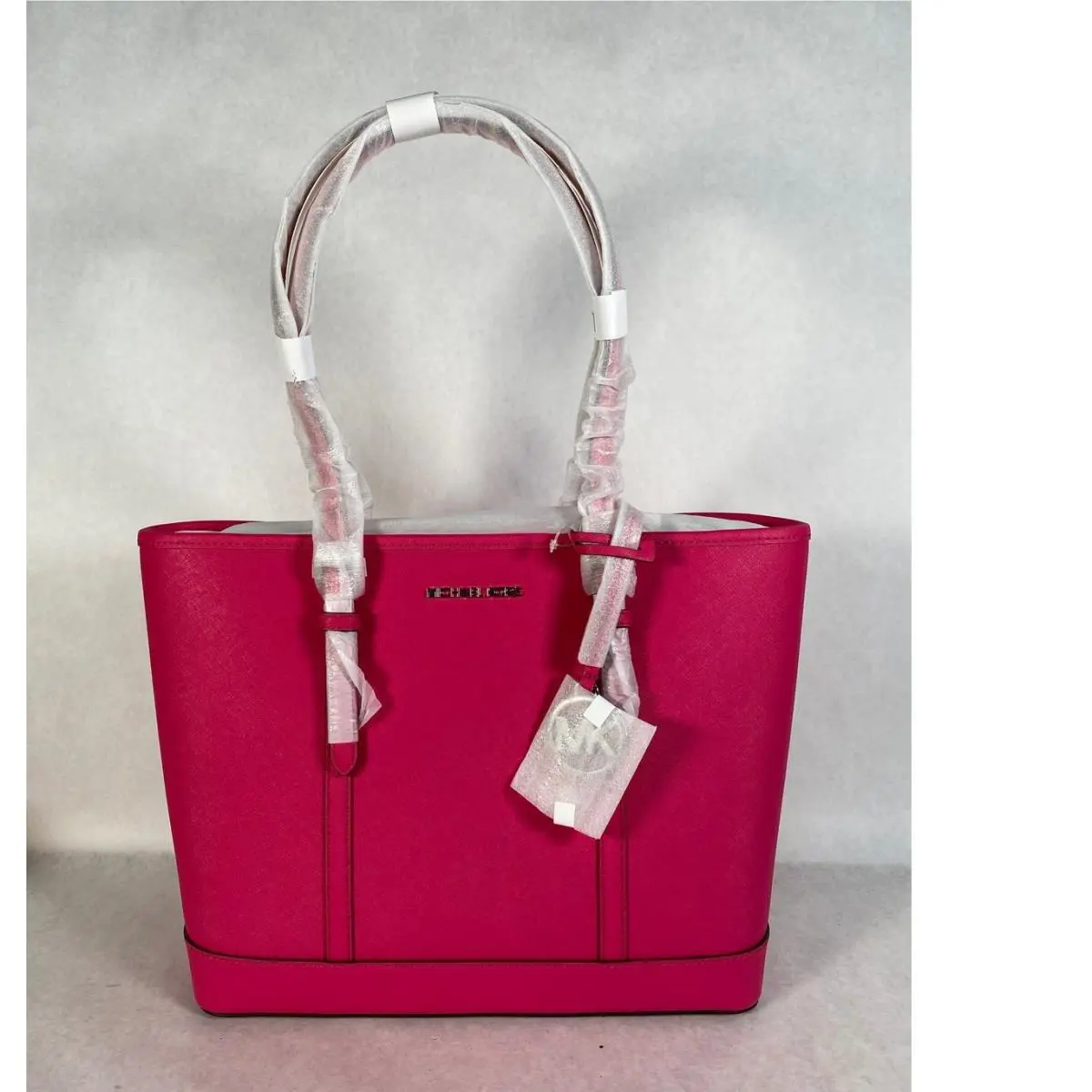Michael Kors Jet Set Travel Small Saffiano Leather Top-zip Tote Bag