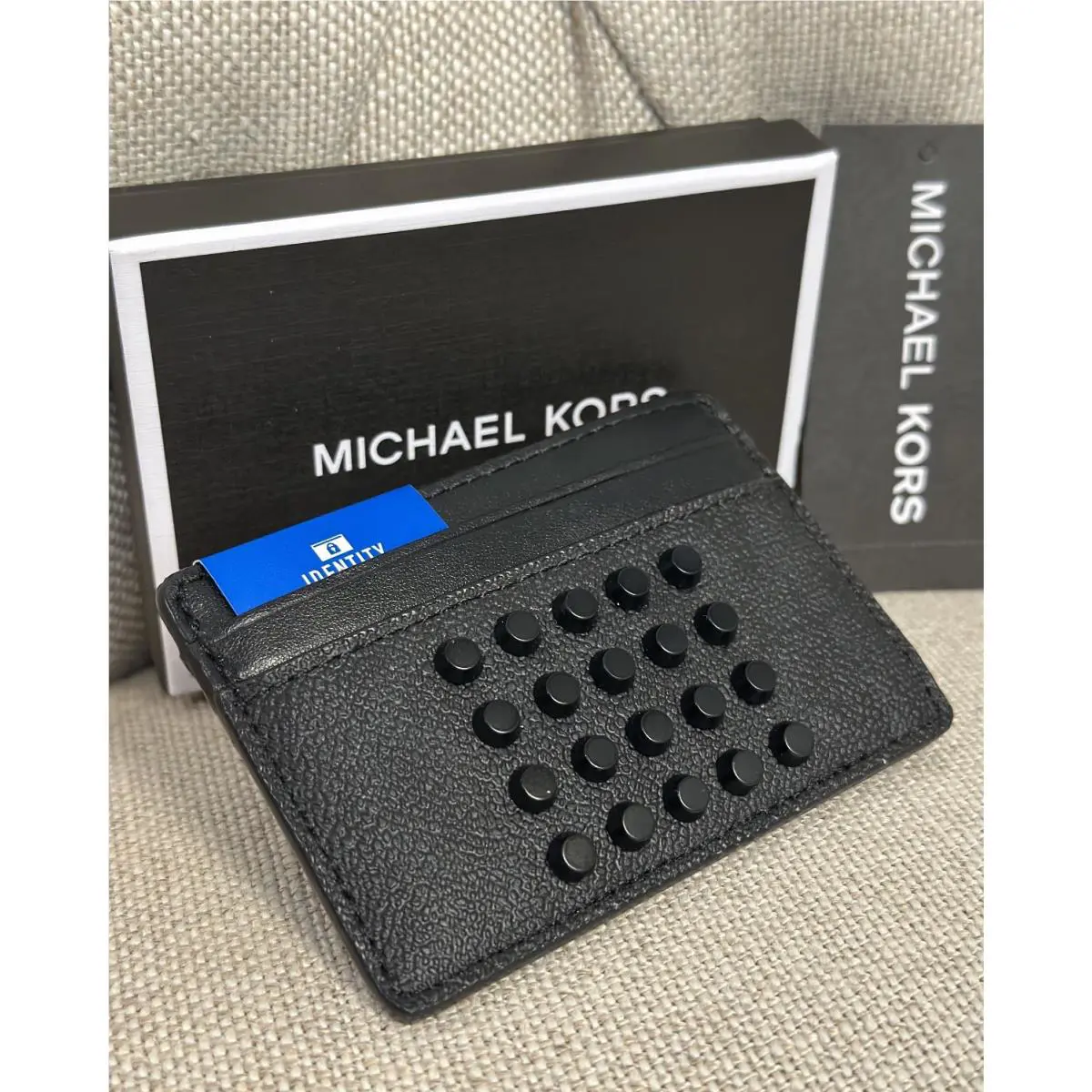 Michael Kors MK Signature Jet Set Men Card Case Rfid Gunmetal Black