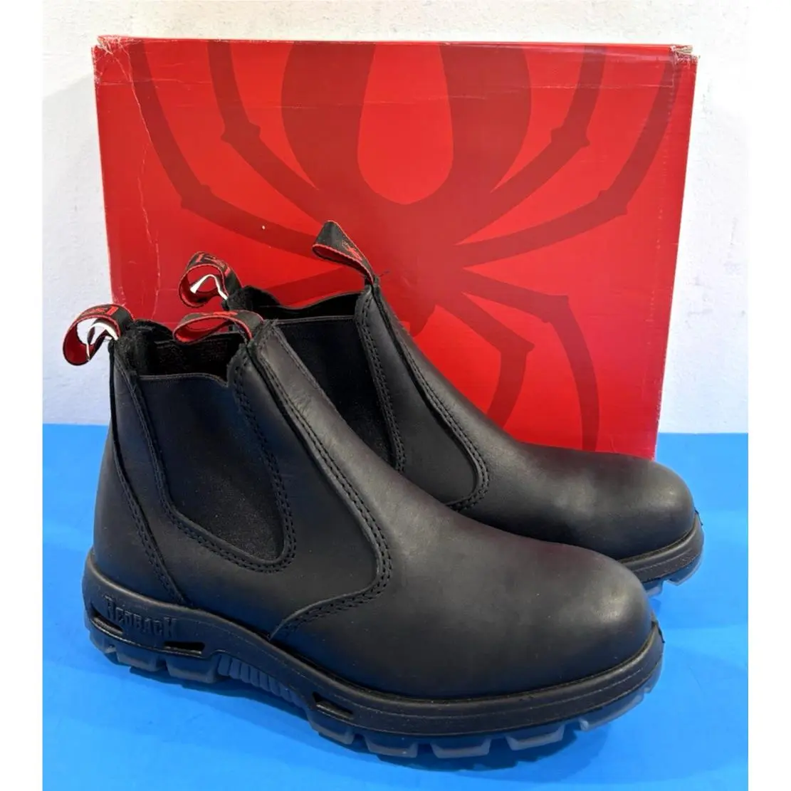 7.5 US Men`s Redback Bobcat Ubbk Soft Toe Boots Black Oil Kip