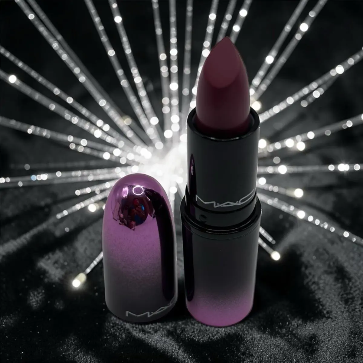M·a·c Love Me Lipstick in 414 Killing Me Softly - 0.1oz / 3g Boxed Htf