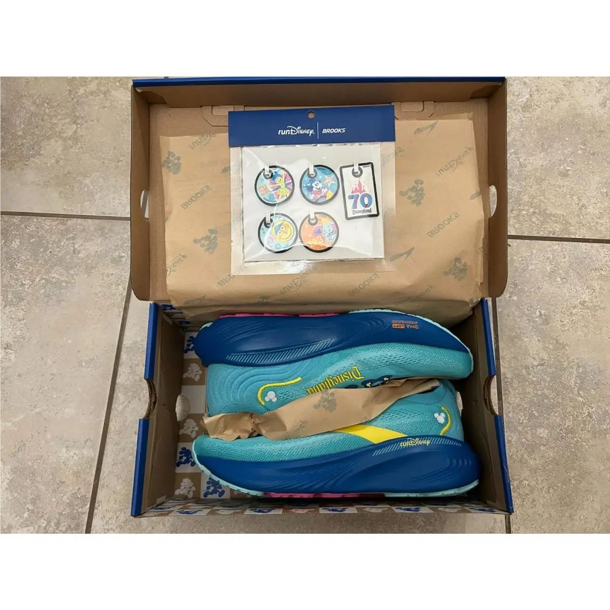 Brooks shoes - Brooks Adrenaline GTS 25 - Adrenaline GTS - Multicolor 6