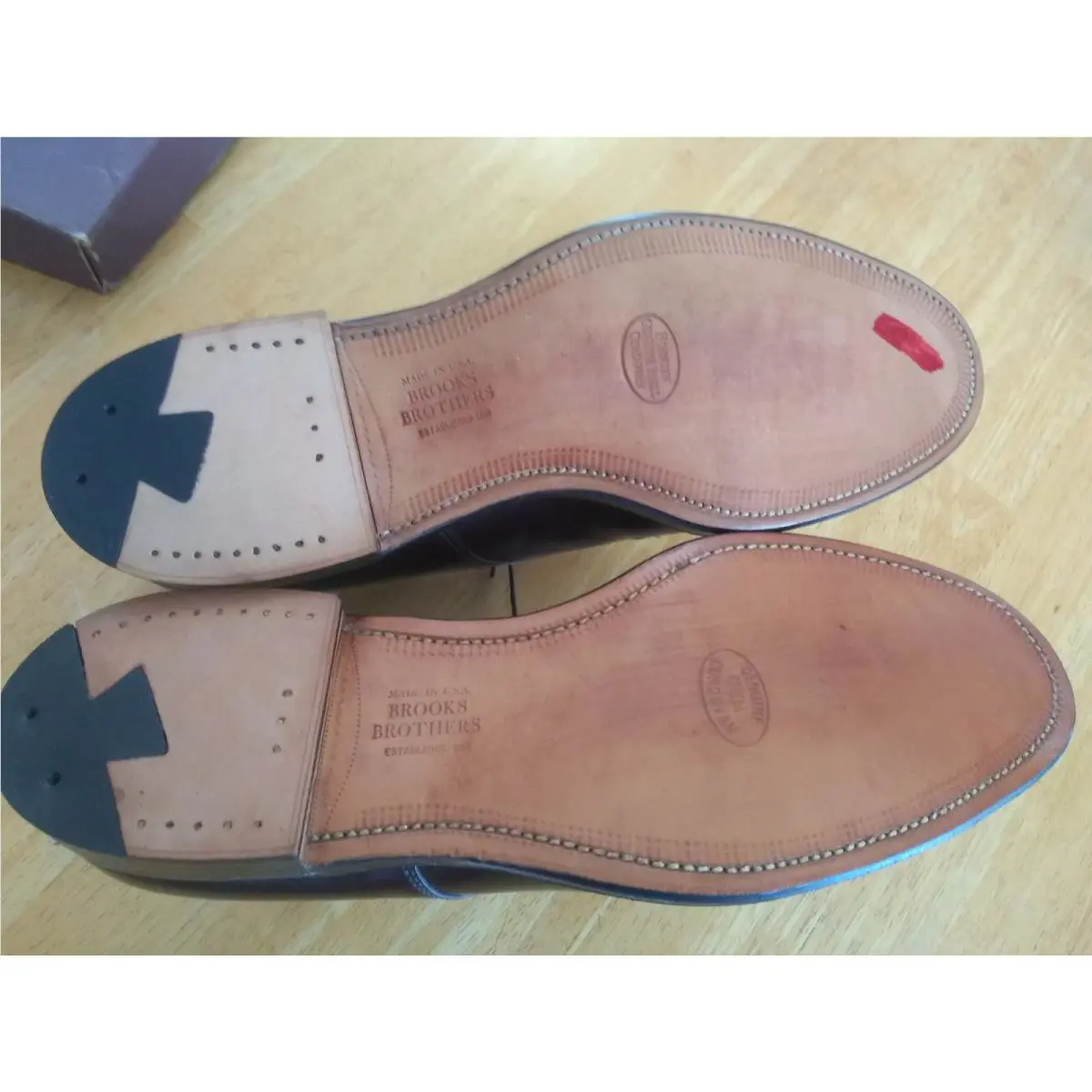 Brooks shoes - Brown 2