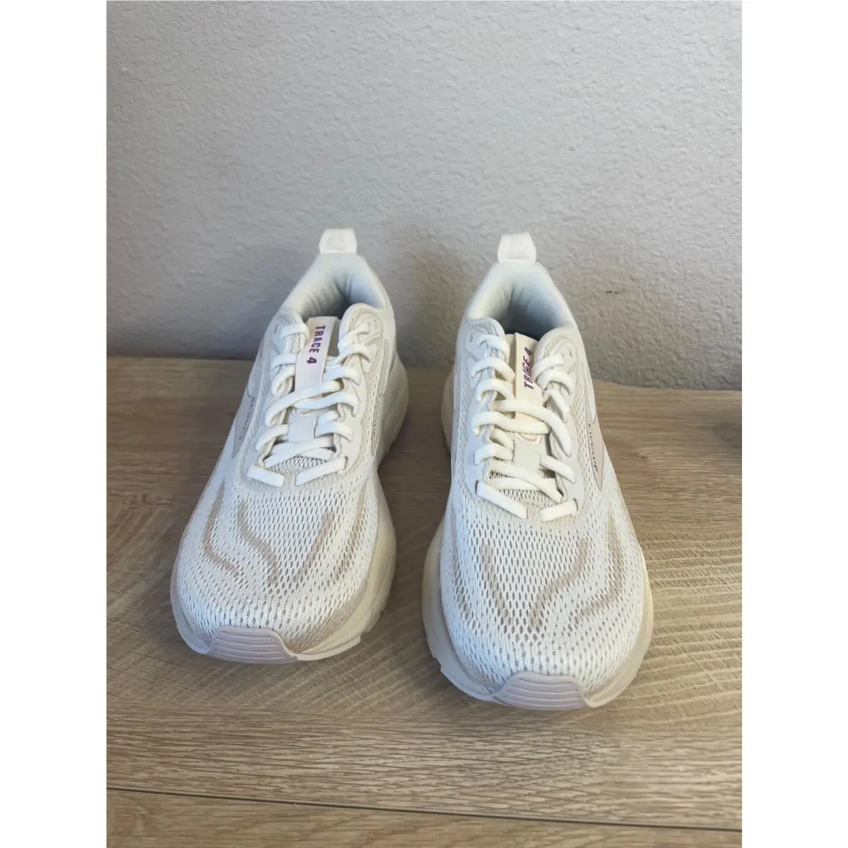 Brooks shoes - Brooks Trace 4 - Trace - 120441-1B-111 - Beige (UPC: 195394619034) 0