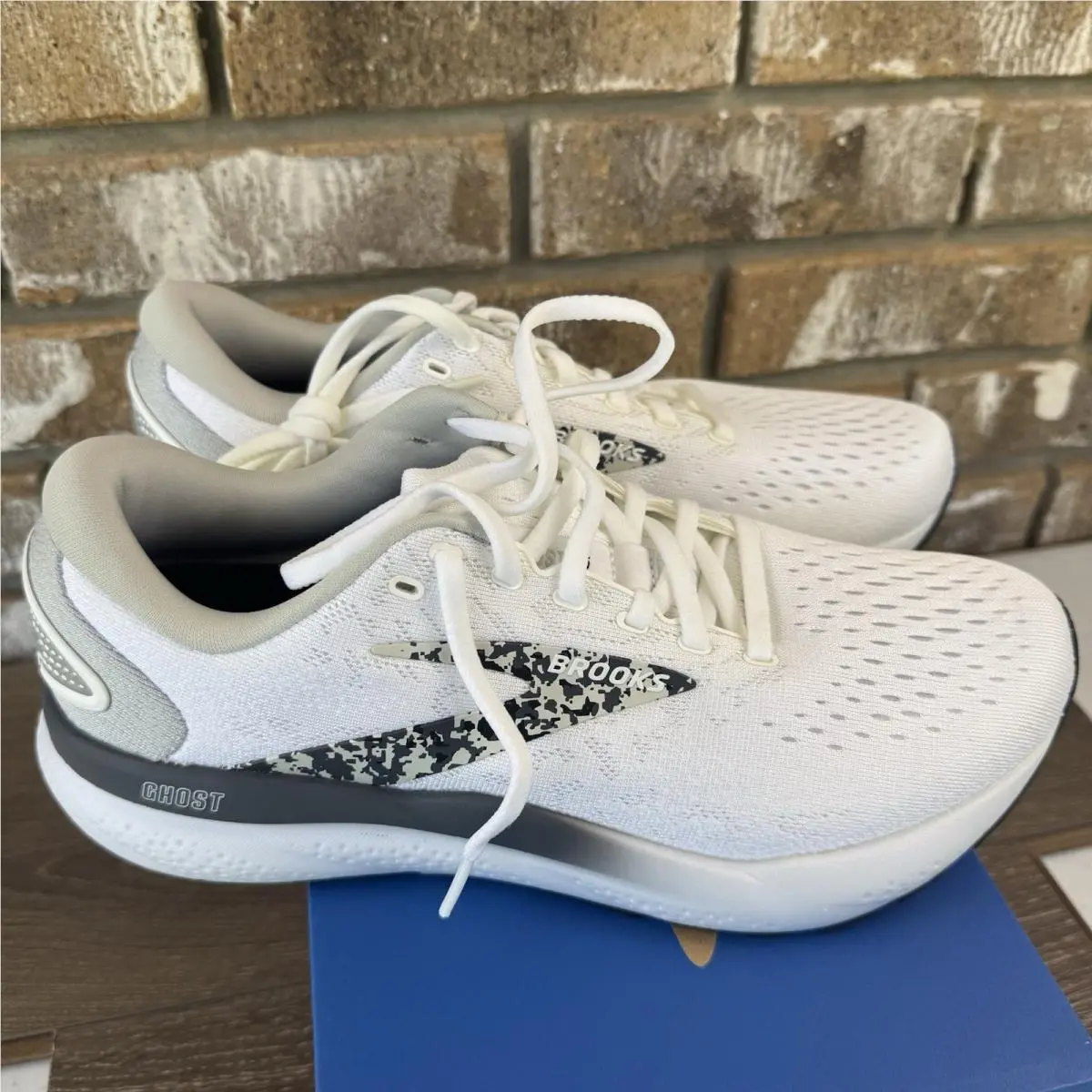 Brooks shoes - Brooks Ghost 16 - Ghost - 1204071B147 - White/ Oyster/ Lava/ Black 4