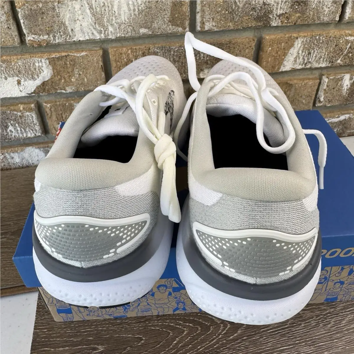 Brooks shoes - Brooks Ghost 16 - Ghost - 1204071B147 - White/ Oyster/ Lava/ Black 5