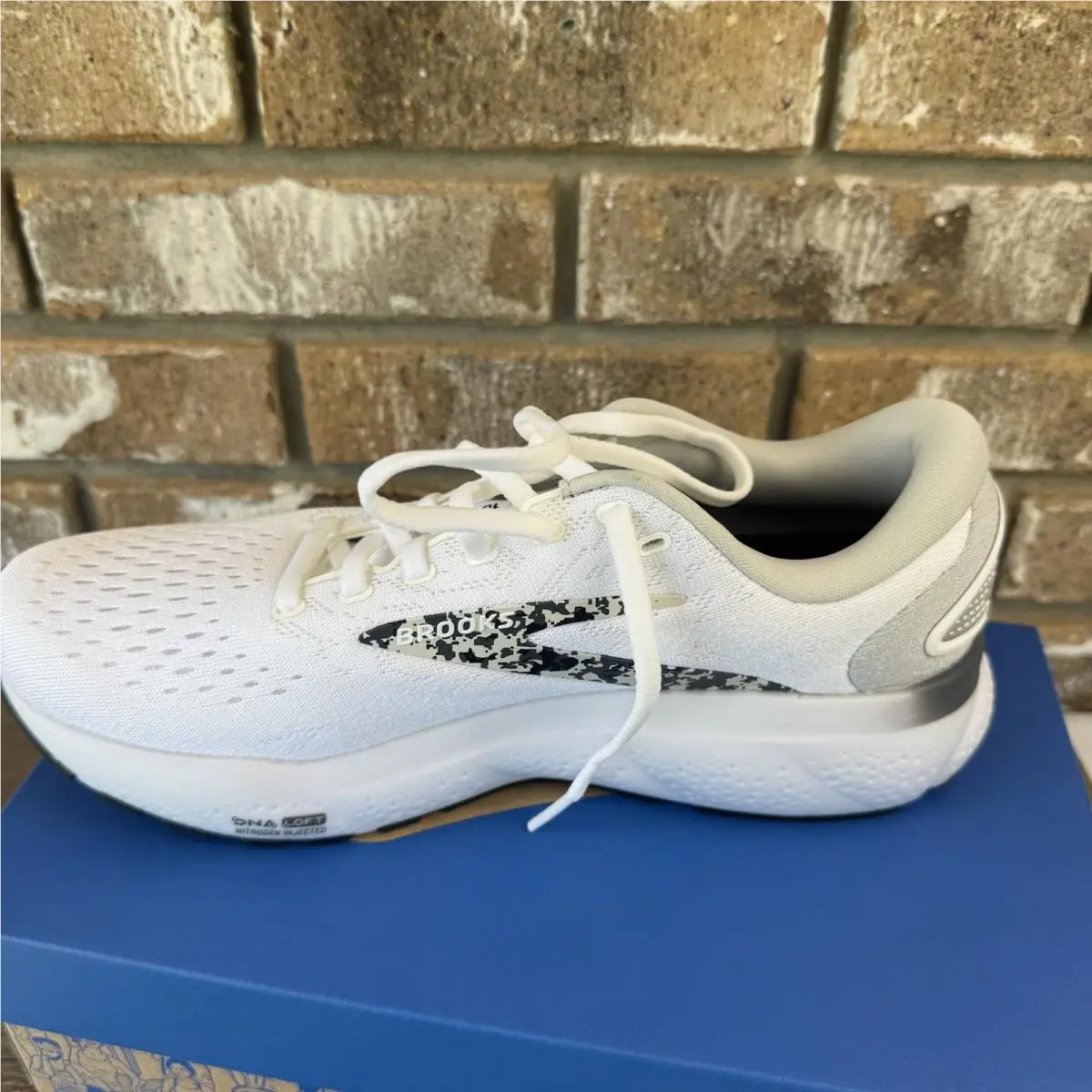 Brooks shoes - Brooks Ghost 16 - Ghost - 1204071B147 - White/ Oyster/ Lava/ Black 7