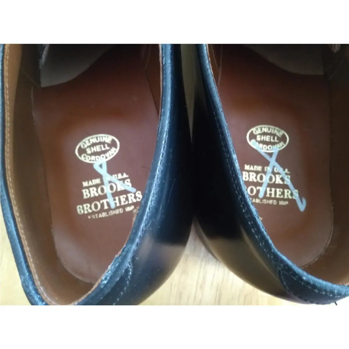 Brooks shoes - Black 1