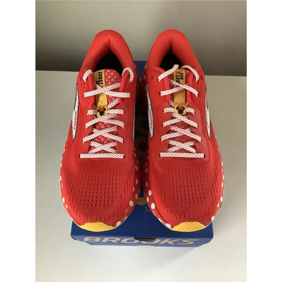Brooks shoes - Brooks Ghost Max - Ghost Max - Red 5