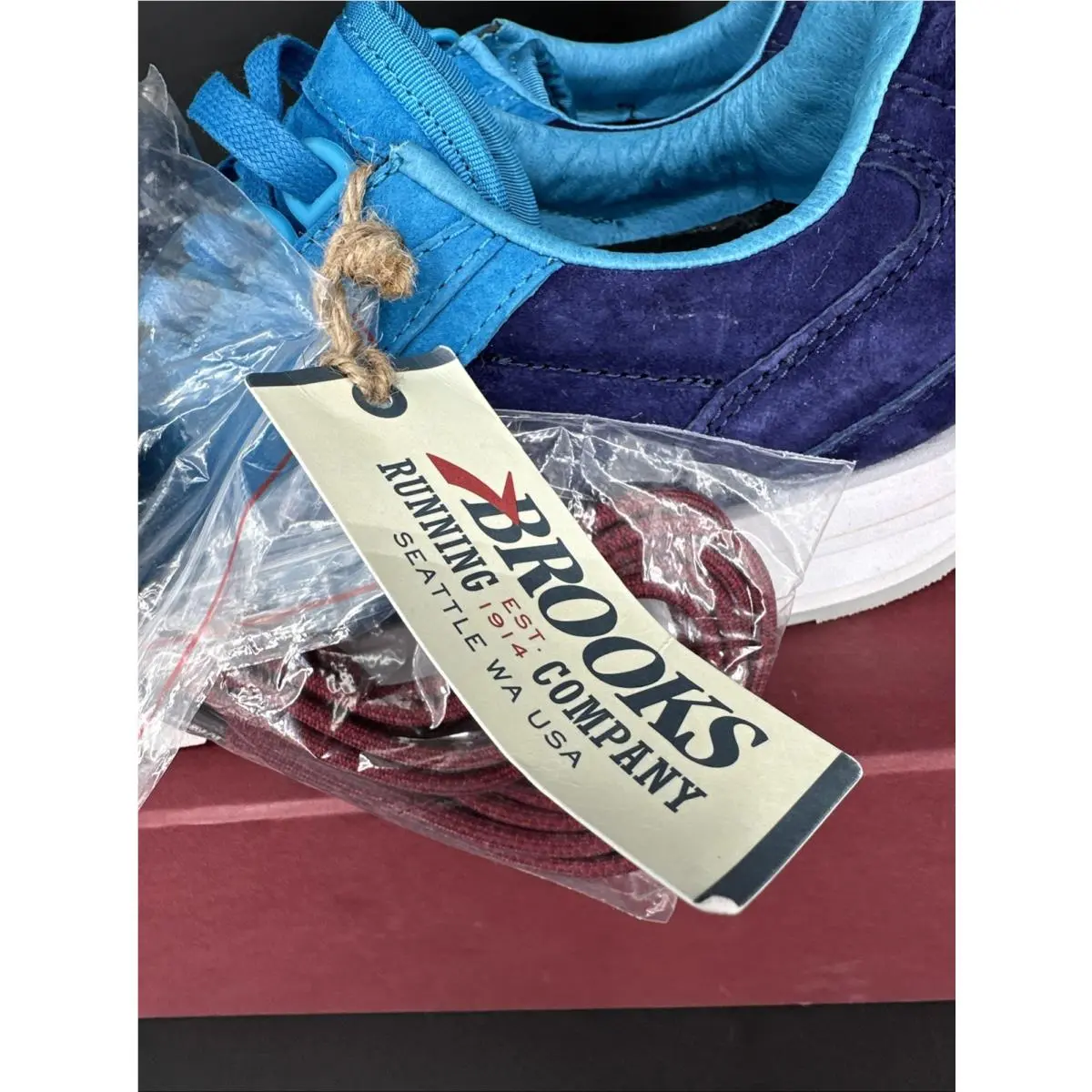 Brooks shoes - Chariot Merlot - Chariot Merlot - 1101781D464 - Multicolor (UPC: 762052749336) 9